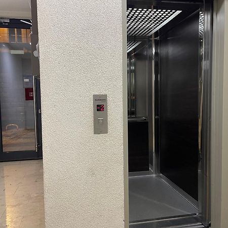 Апартаменты Apartman Centar- Free Parking Сараево Экстерьер фото