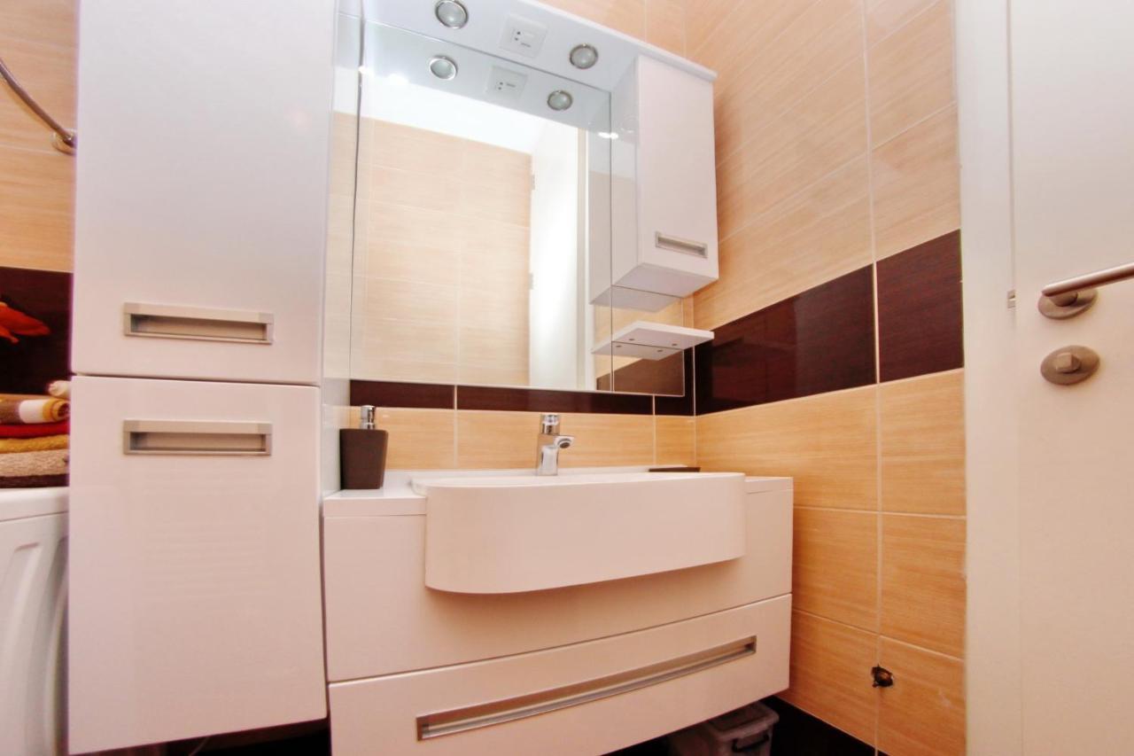 Апартаменты Apartman Centar- Free Parking Сараево Экстерьер фото