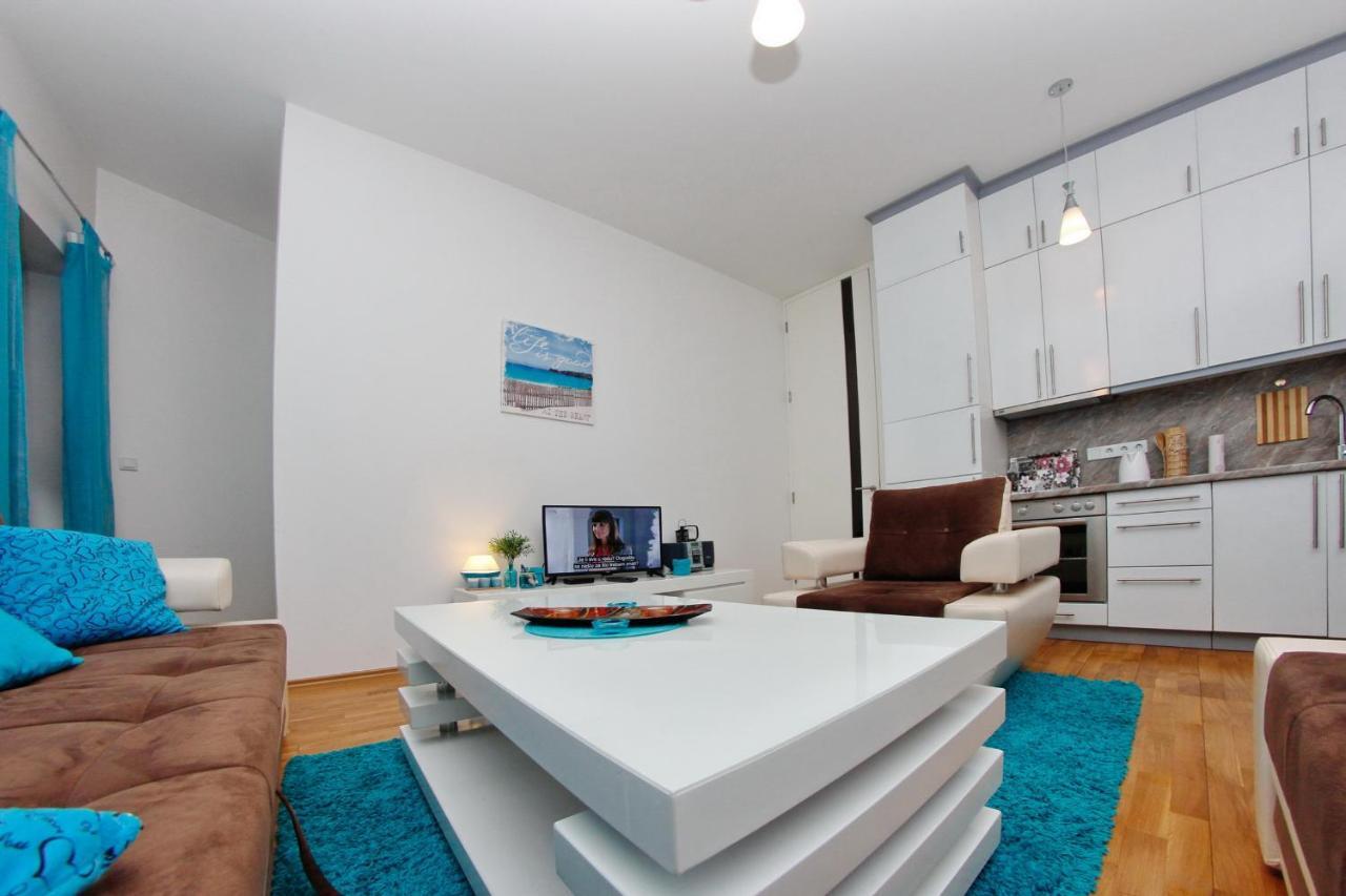 Апартаменты Apartman Centar- Free Parking Сараево Экстерьер фото